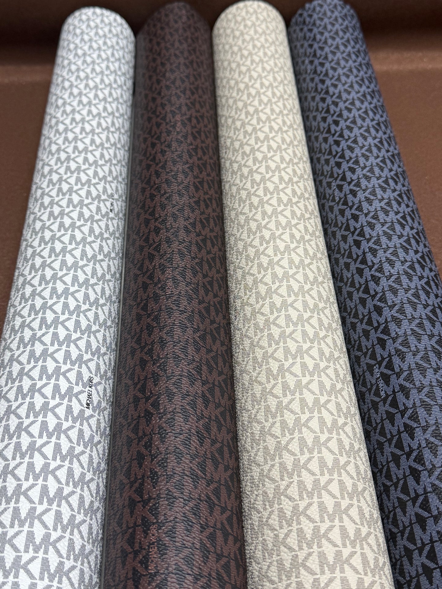 CLASSIC LEATHER